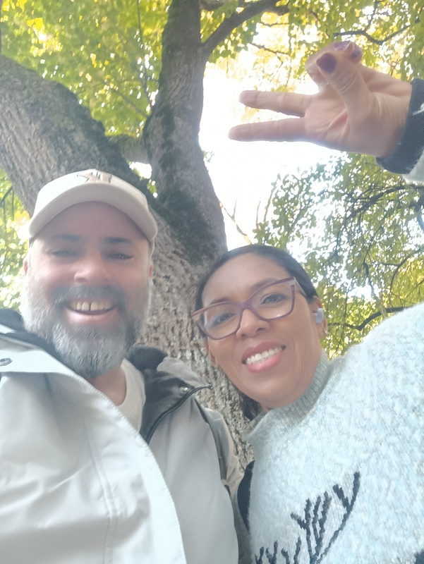 Foto de Maribel y Kevin al acabar el juego
